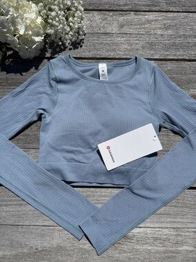Lululemon Ebb to Street Long-Sleeve Shirt chambray blue size 2 NWT